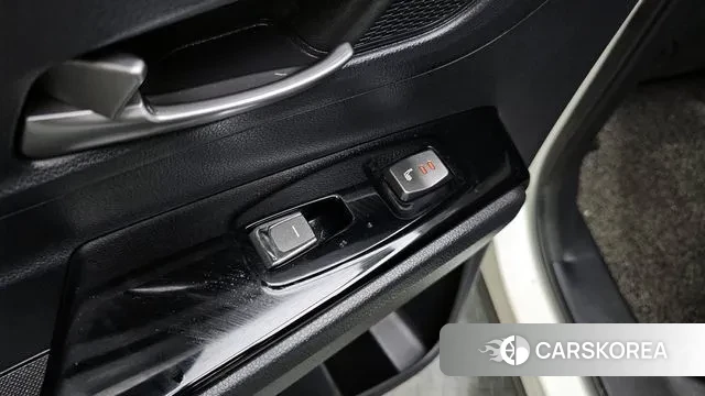 Ssangyong Beautiful Korando id 3396680 из Кореи 10