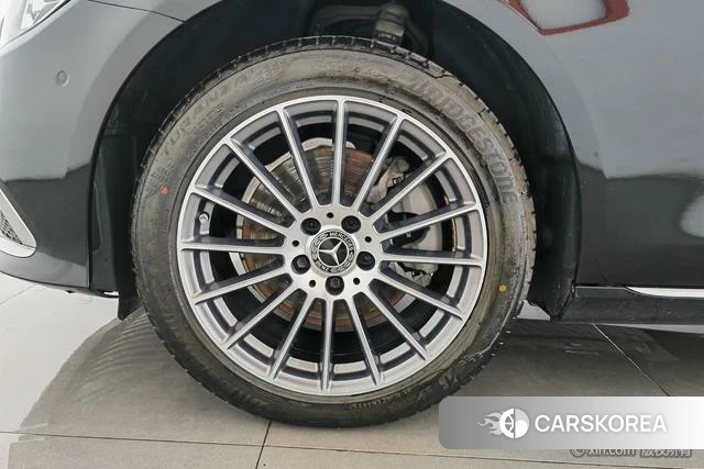 Mercedes-Benz E-class id 4333323 из Китая 10