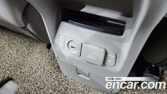 Kia All New Carnival id 2814003 из Кореи 10