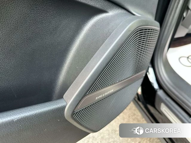 Audi Q5L Sportback id 4213168 из Китая 10