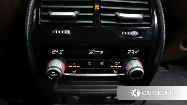 BMW 5 Series (G30) id 3697024 из Кореи 10