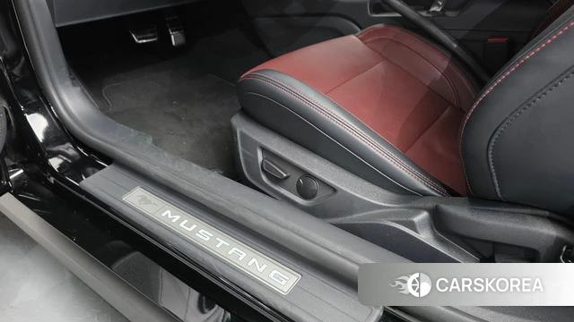 Ford Mustang 7th Generation id 4578535 из Кореи 10