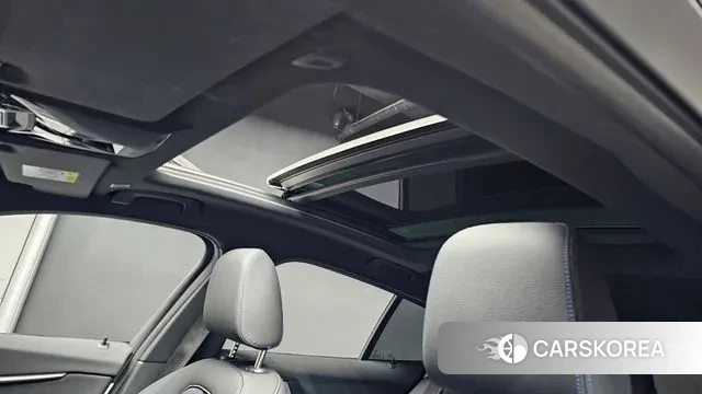 BMW 1 Series (F40) id 3021624 из Кореи 10