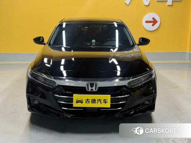 Honda Accord id 3913534 из Китая 10