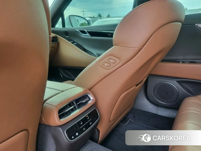 Genesis G80 (RG3) id 3923079 из Кореи 10