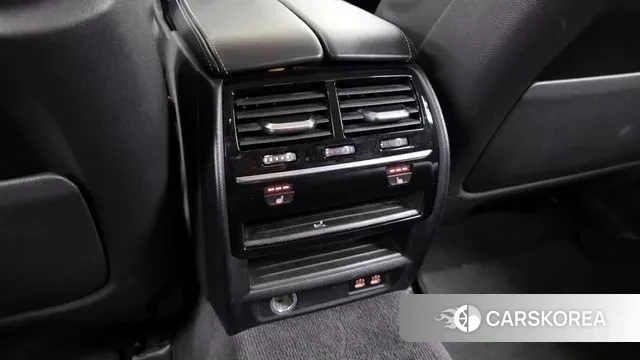 BMW 5 Series (G30) id 3646705 из Кореи 10