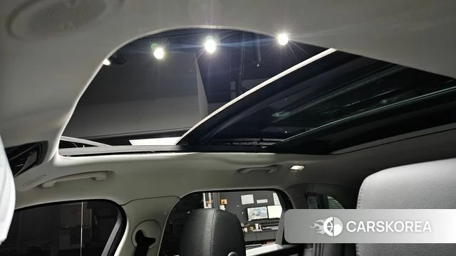 Land Rover Range Rover Velar id 3876682 из Кореи 10