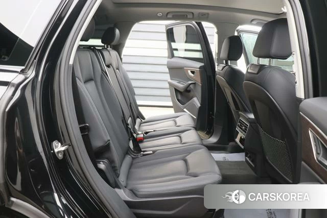 Audi Q7 id 4271921 из Китая 10