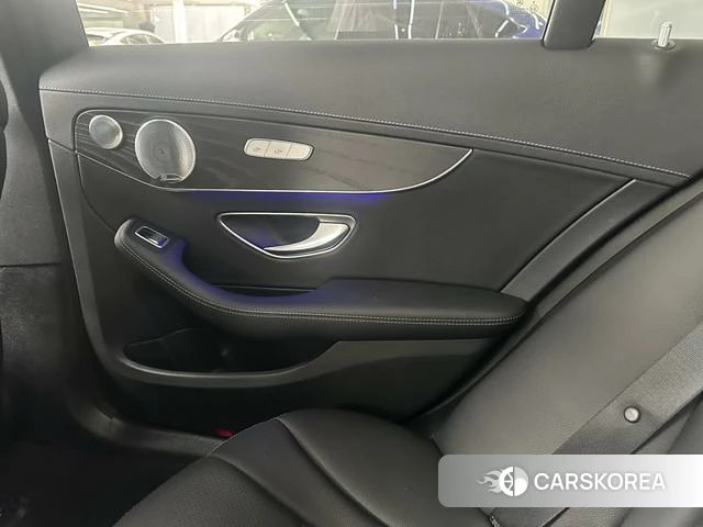 Mercedes-Benz Class C id 4392418 из Китая 10