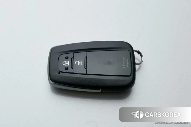 Toyota C-HR id 4276269 из Китая 10