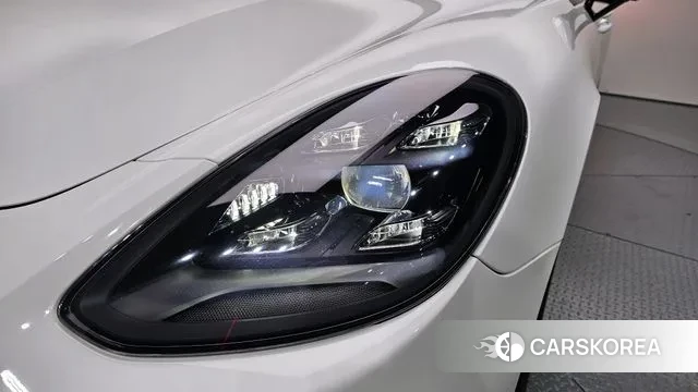 Porsche Panamera (971) id 3438129 из Кореи 10