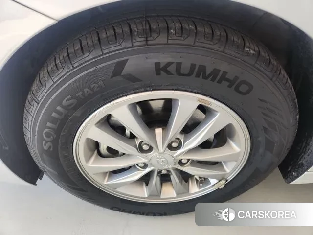 Hyundai The New Avante AD id 3325055 из Кореи 10