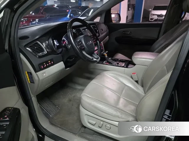 Kia The New Carnival id 3612537 из Кореи 10