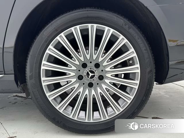 Mercedes-Benz E-class id 4275554 из Китая 10