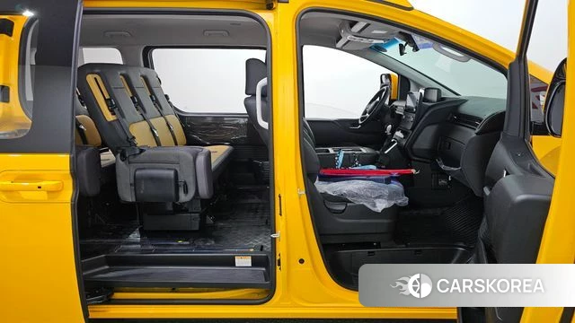 Hyundai Staria id 4413936 из Кореи 10