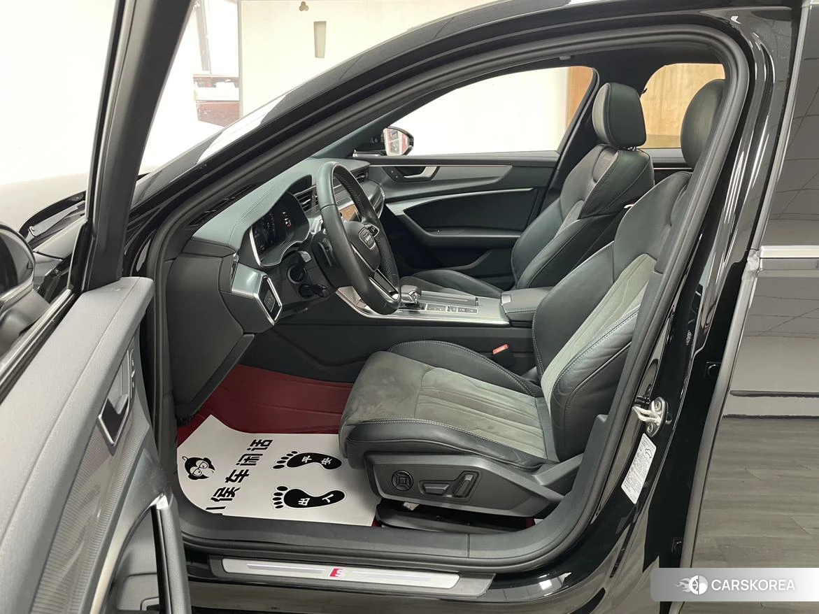 Audi A6L id 4454089 из Китая 10