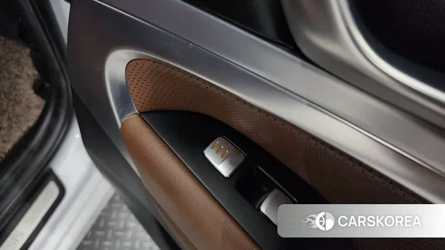 Genesis G70 id 3039028 из Кореи 10