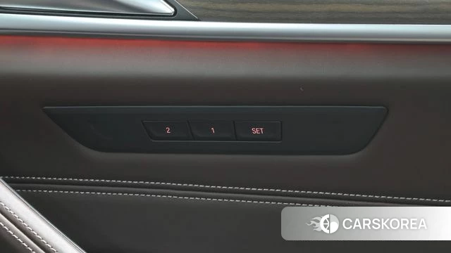 BMW 5 Series (G30) id 4385069 из Кореи 10