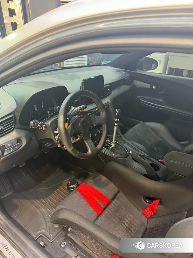 Hyundai Veloster (JS) id 3428592 из Кореи 10