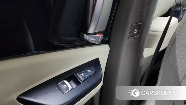 Kia Carnival 4th generation id 3159454 из Кореи 10