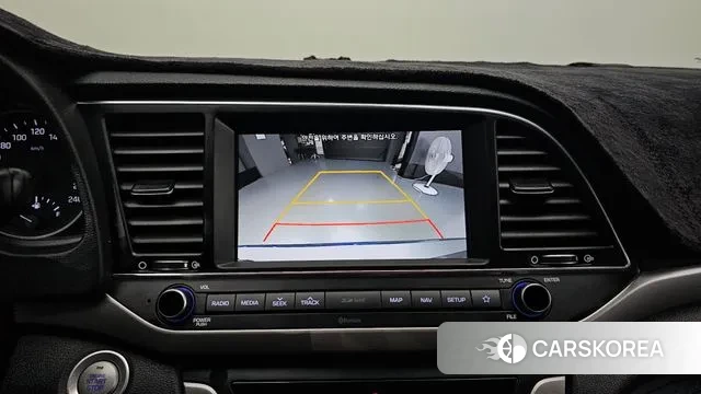 Hyundai Avante AD id 3072076 из Кореи 10