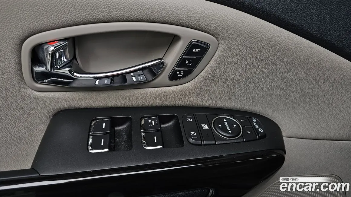 Kia The New Carnival id 2042143 из Кореи 10