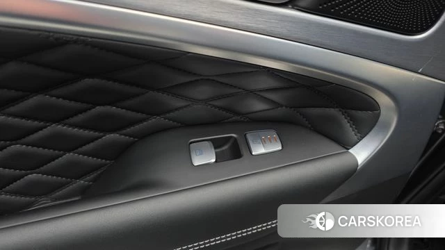 Genesis G70 id 4294900 из Кореи 10