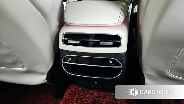 Genesis GV70 id 4224000 из Кореи 10