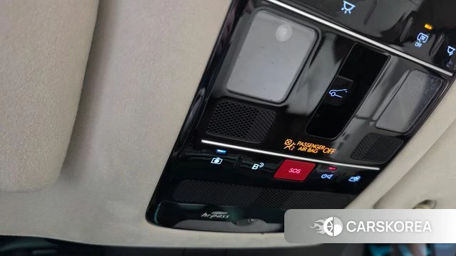 Hyundai Grandeur Hybrid (GN7) id 3940520 из Кореи 10