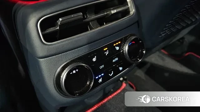 Genesis GV70 id 3477950 из Кореи 10