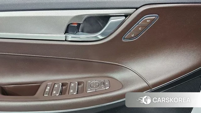 Hyundai The New Grandeur IG id 3402537 из Кореи 10