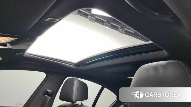 BMW 5 Series (G30) id 3843683 из Кореи 10