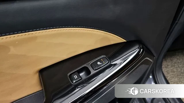 Kia K7 Premier Hybrid id 3055361 из Кореи 10