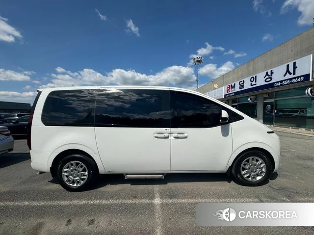 Hyundai Staria id 4361187 из Кореи 10