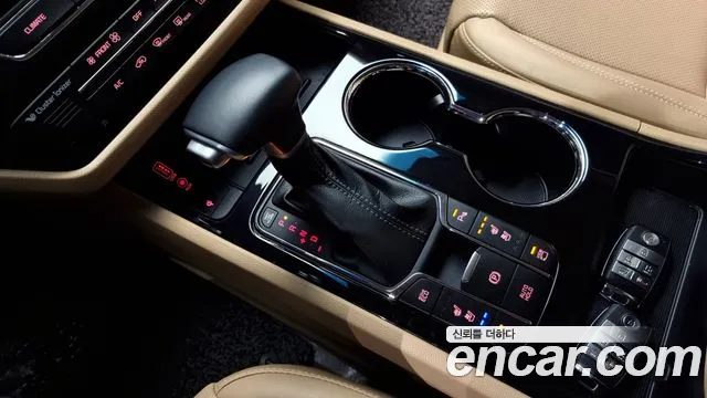 Kia The New Carnival id 2546418 из Кореи 10