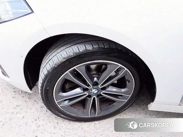 BMW 1 Series (F40) id 2994504 из Кореи 10