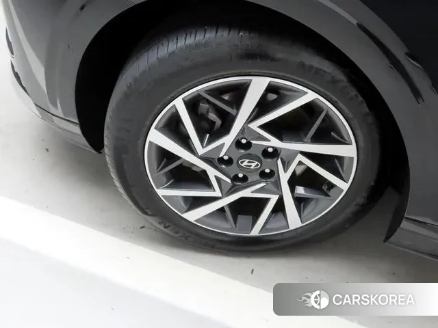 Hyundai Grandeur (GN7) id 3353792 из Кореи 10