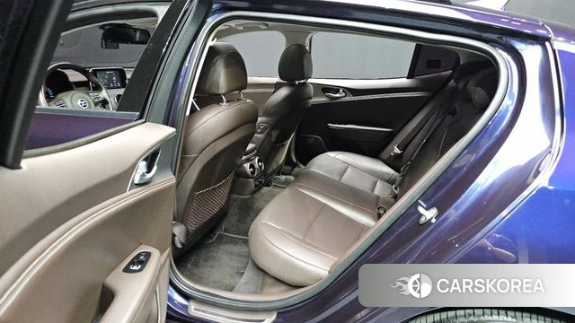 Kia Stinger id 3867595 из Кореи 10