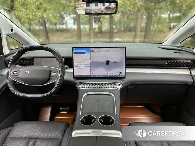 Xiaopeng Motors Xiaopeng X9 id 4238314 из Китая 10