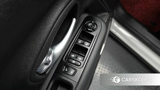 Jeep Renegade id 3827374 из Кореи 10