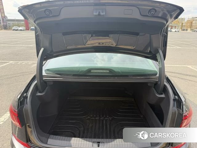 Volkswagen Passat id 4328782 из Китая 10