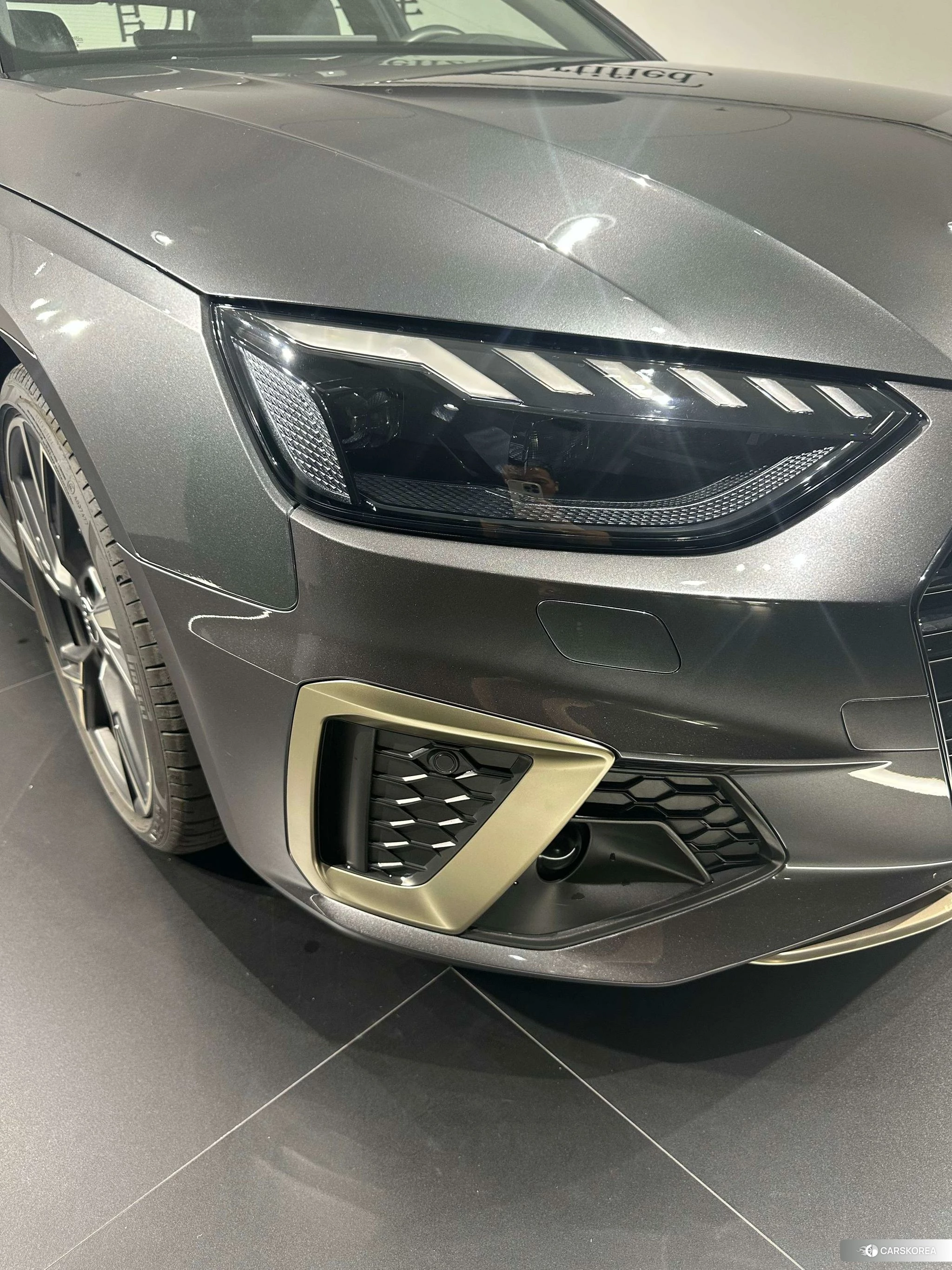 Audi A4L id 4504829 из Китая 10