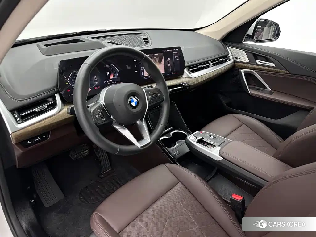 BMW X1 id 4674310 из Китая 10