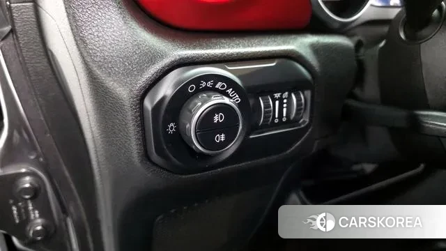 Jeep Wrangler (JL) id 3552375 из Кореи 10