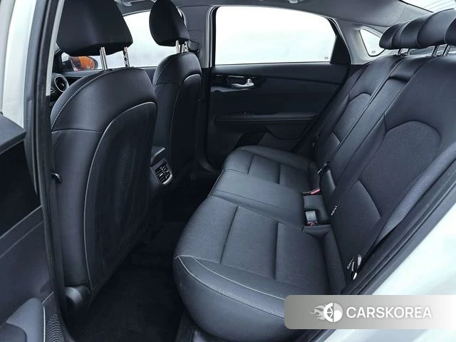 Kia K3 id 4314632 из Китая 10