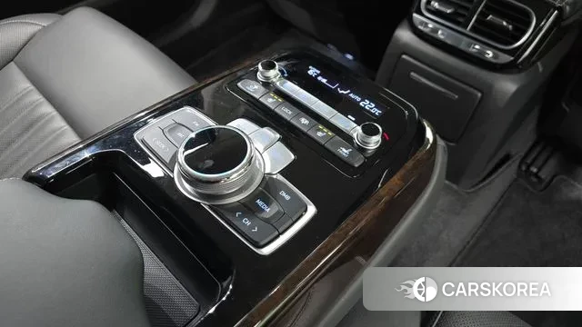 Genesis G90 id 3402924 из Кореи 10