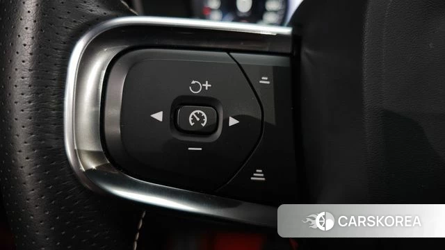 Volvo XC40 id 4317625 из Кореи 10