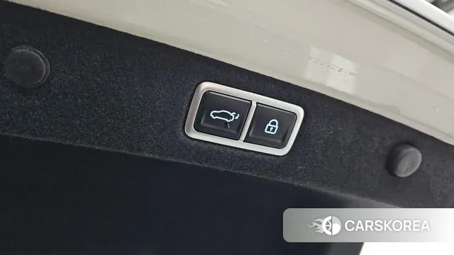 Hyundai Grandeur Hybrid (GN7) id 3689816 из Кореи 10