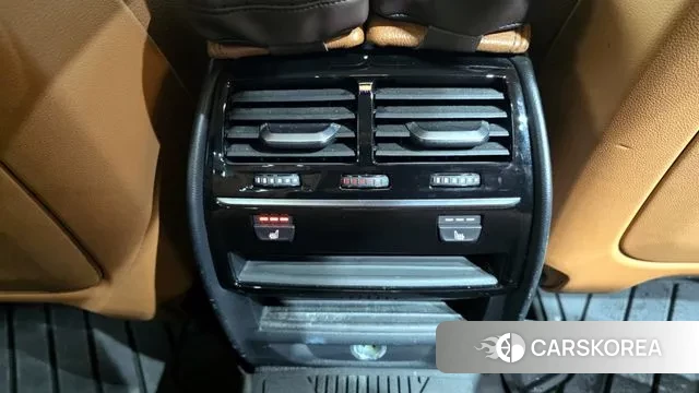 BMW 5 Series (G30) id 3583564 из Кореи 10