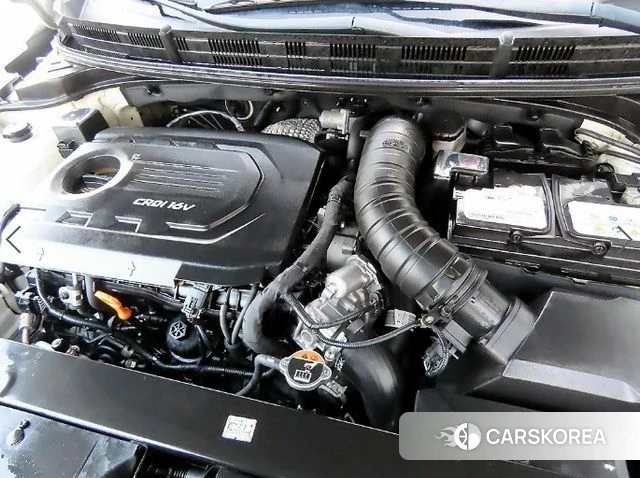 Kia Stonic id 3867154 из Кореи 10